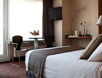 Ramada Oostende Dış mekan fotoğraf