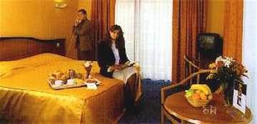 Ramada Oostende Dış mekan fotoğraf